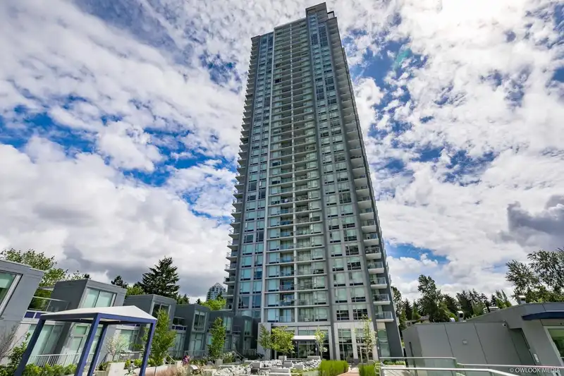 201 13750 100 AVENUE - photo 1 of 15