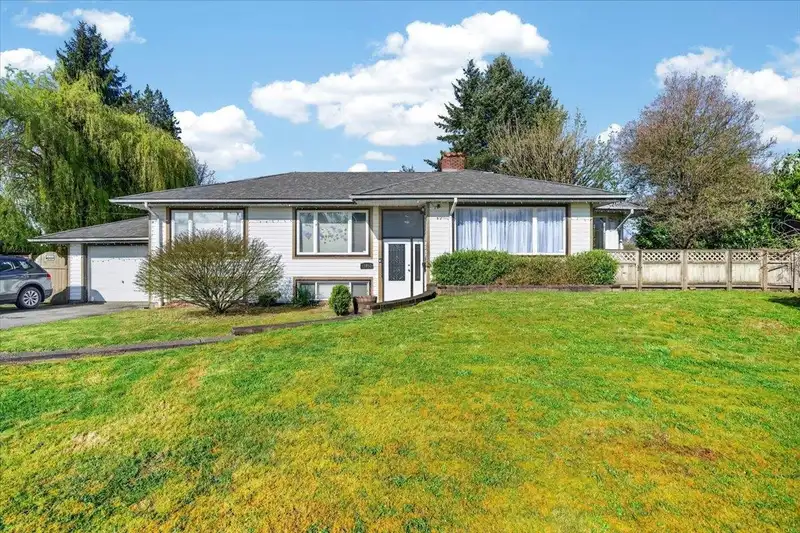 11851 221 STREET - photo 1 of 39