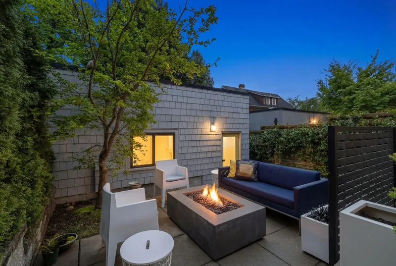 1928 TEMPLETON DRIVE - photo 2 of 25