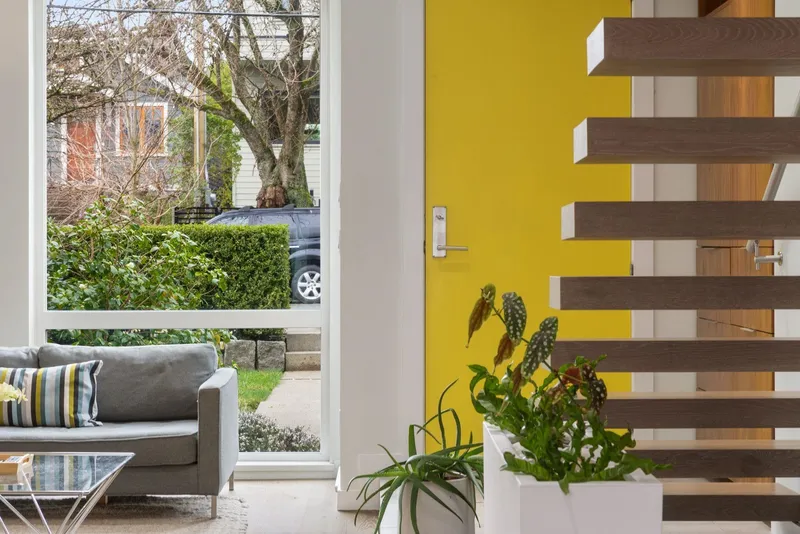 1928 TEMPLETON DRIVE - photo 3 of 25