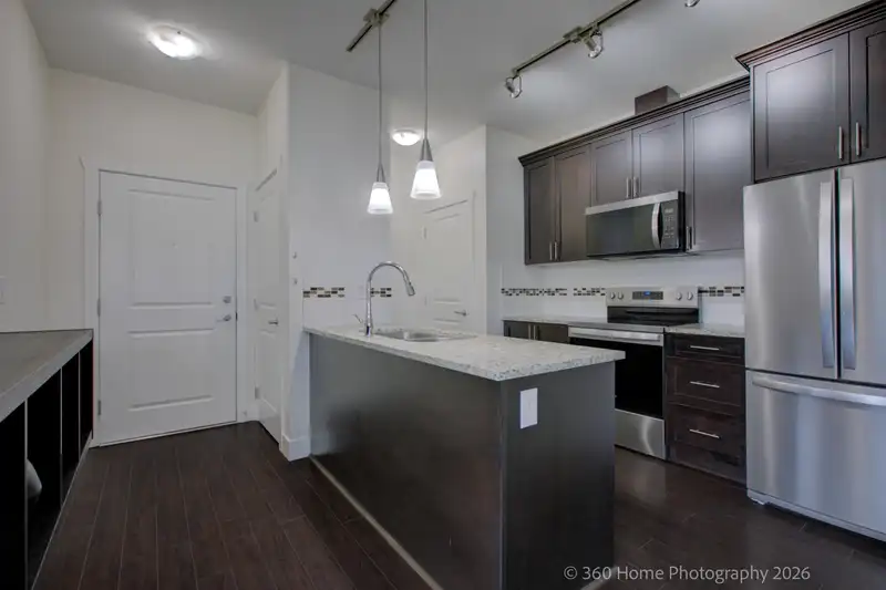 411 2330 SHAUGHNESSY STREET - photo 3 of 24
