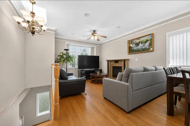 6959 CULLODEN STREET - photo 3 of 35
