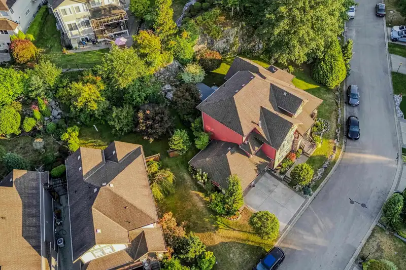 15 13887 DOCKSTEADER LOOP - photo 4 of 37