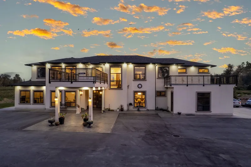 26070 36 AVENUE - photo 1 of 1