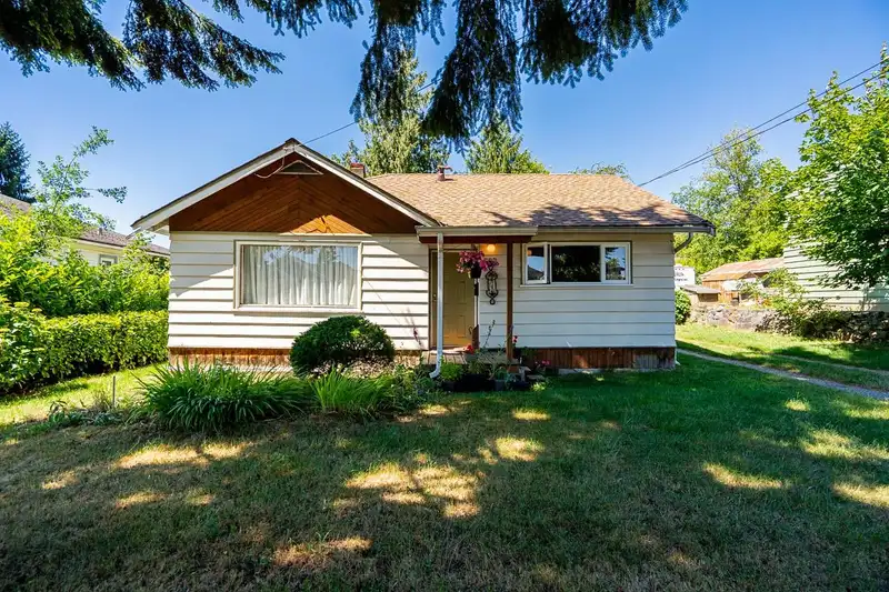 715 RODERICK AVENUE - photo 1 of 40