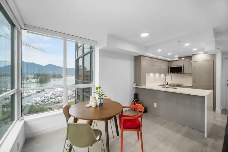 1003 555 JERVIS STREET - photo 1 of 19