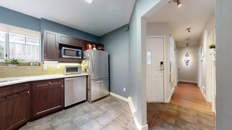 32 6512 CHAMBORD PLACE - photo 4 of 33