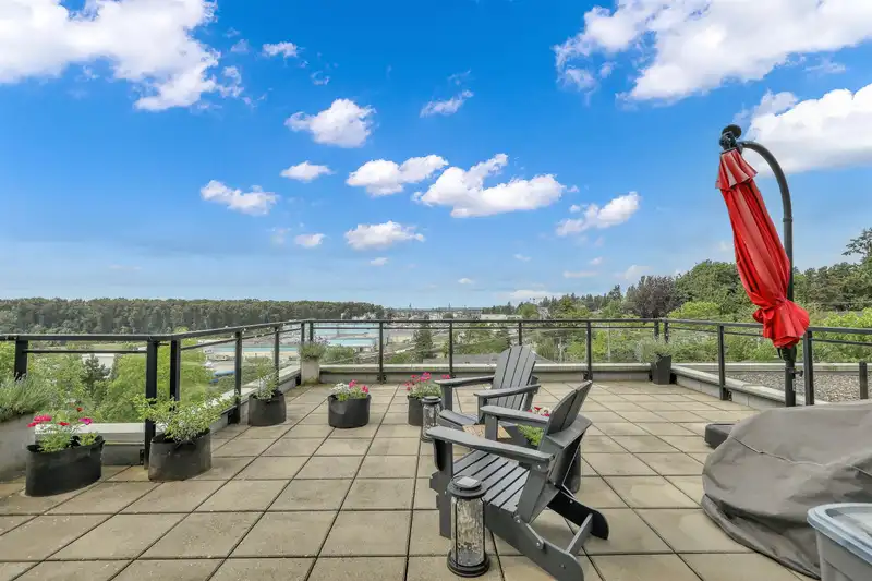 304 1306 FIFTH AVENUE - photo 1 of 33