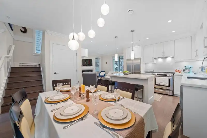 5681 KILLARNEY STREET - photo 3 of 34