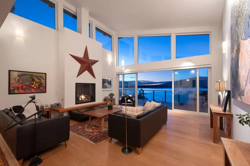 1670 WHITESAILS DRIVE - photo 1 of 25