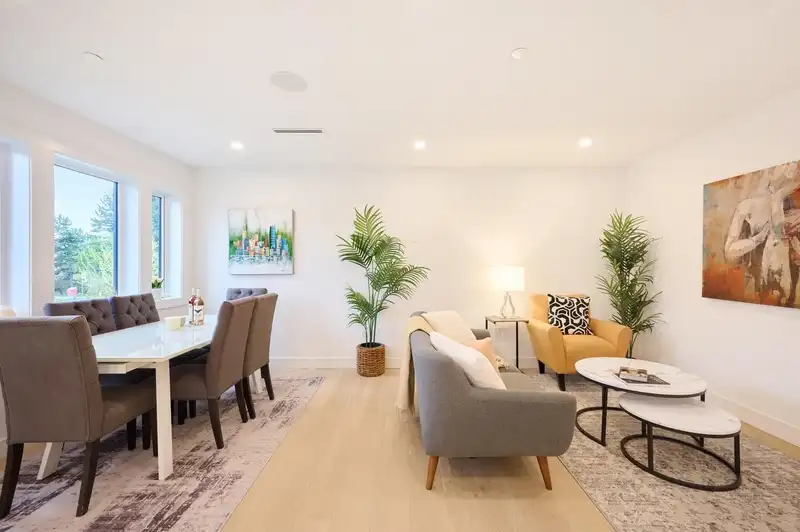 3509 TRIUMPH STREET - photo 3 of 21