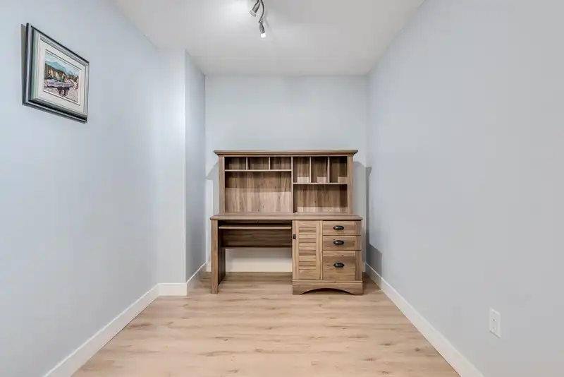 129 19673 MEADOW GARDENS WAY - photo 4 of 36