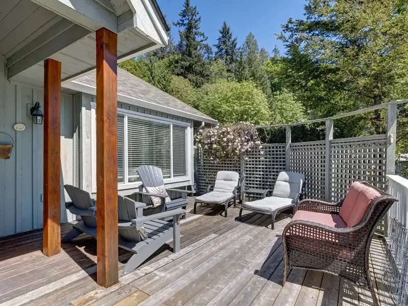 4717 SINCLAIR BAY ROAD - photo 4 of 33