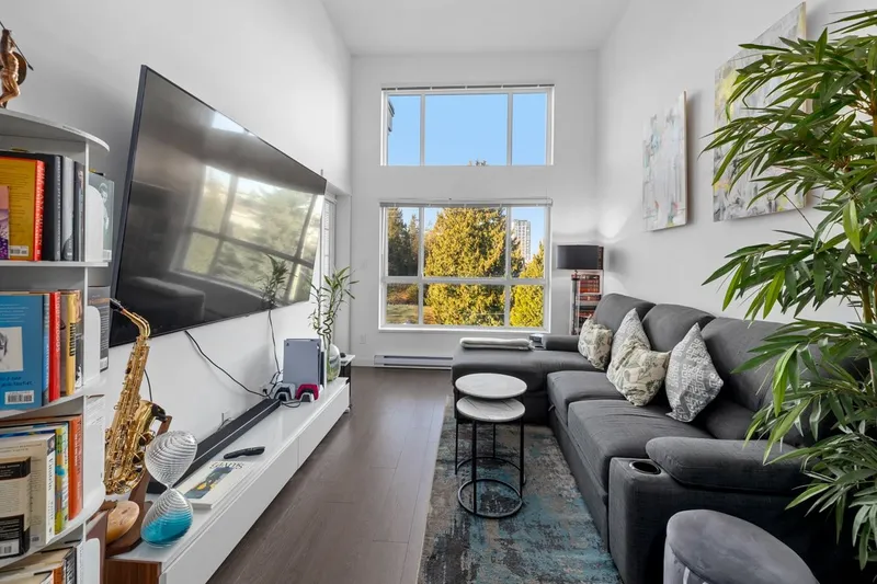 405 10688 140 STREET - photo 1 of 25