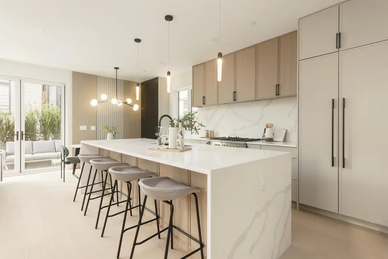 2 5969 GRANVILLE STREET - photo 2 of 25