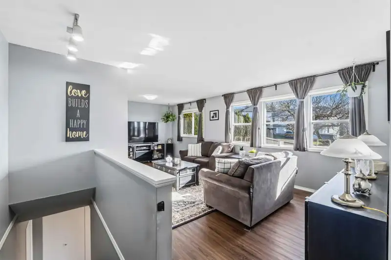 35277 MCKINLEY DRIVE - photo 3 of 40