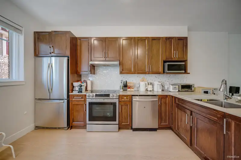 2 9780 GENERAL CURRIE ROAD - photo 4 of 35