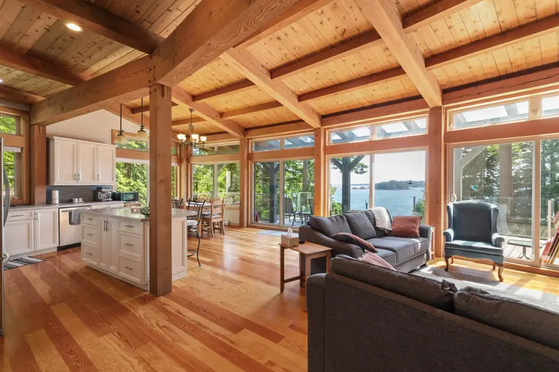 304 ESPLANADE ROAD - photo 1 of 25