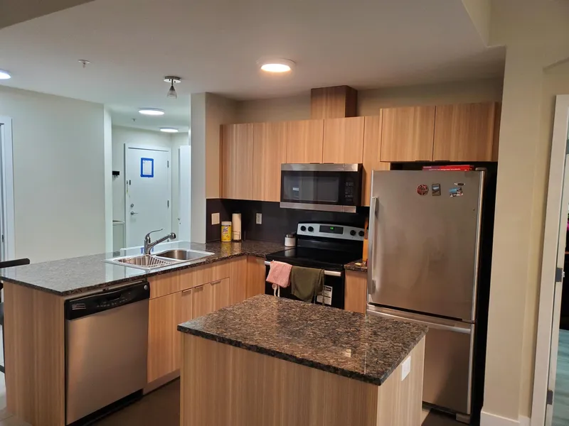 211 6688 120 STREET - photo 4 of 25