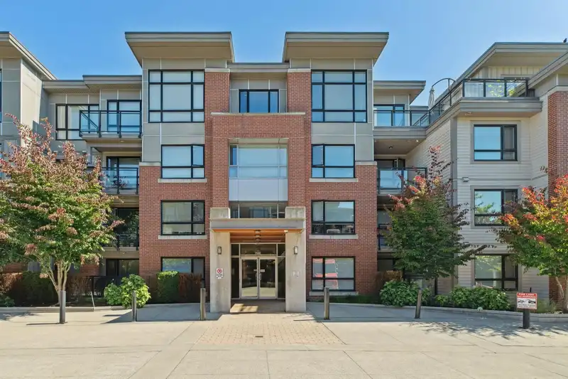 107 7088 14TH AVENUE - photo 1 of 29