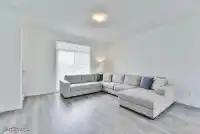 22 16337 15 AVENUE - thumbnail 6
