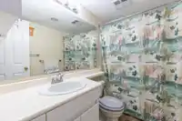 302 33280 E BOURQUIN CRESCENT - thumbnail 23