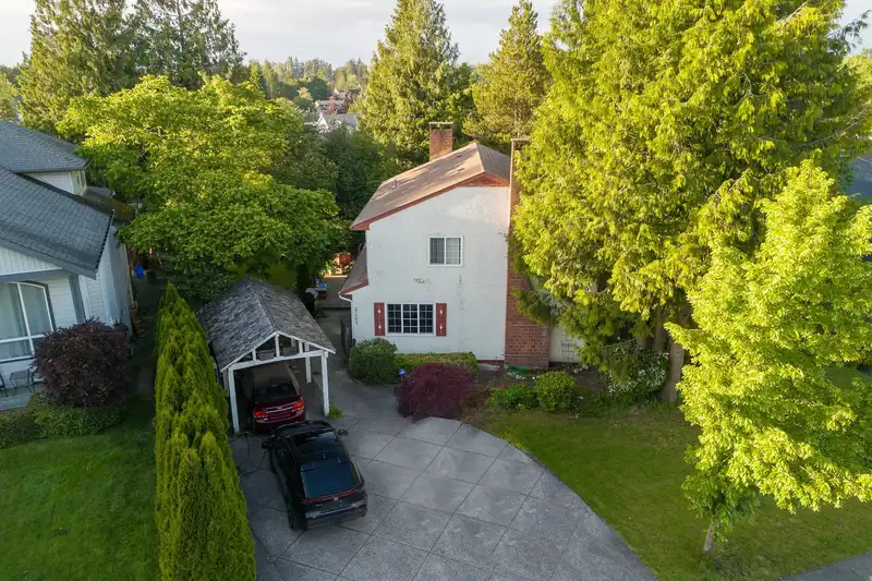 27005 26A AVENUE - photo 3 of 40