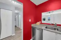 115 918 RODERICK AVENUE - thumbnail 4