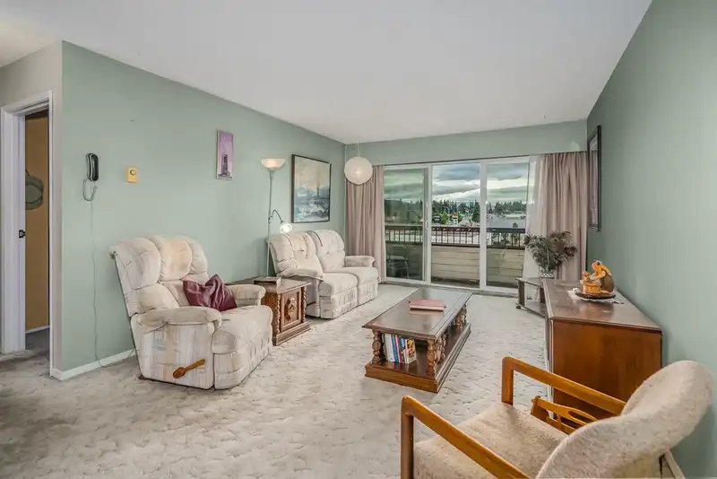 304 2211 CLEARBROOK ROAD - photo 2 of 28