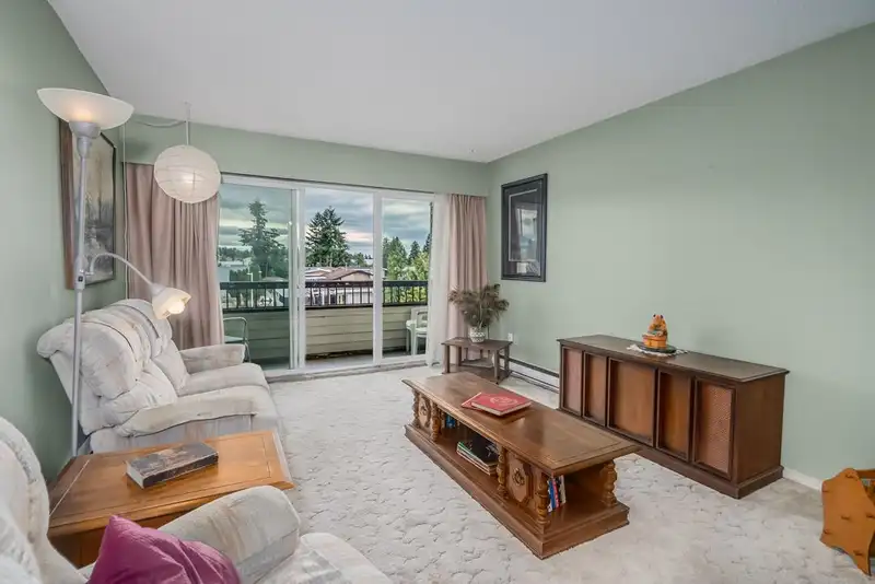 304 2211 CLEARBROOK ROAD - photo 4 of 28