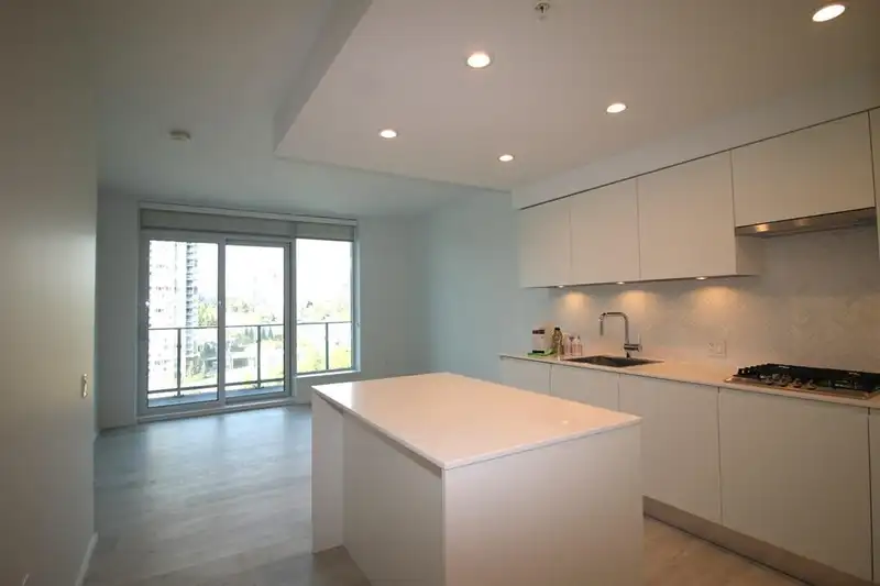 811 3833 EVERGREEN PLACE - photo 4 of 14