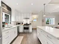 431 E 23RD AVENUE - thumbnail 2