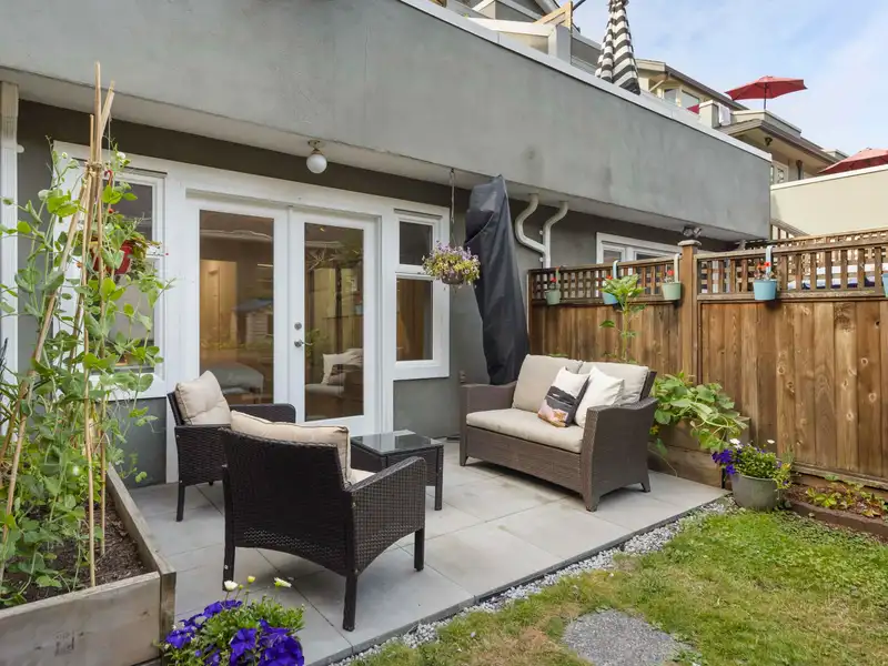 1858 W 10TH AVENUE - photo 3 of 39