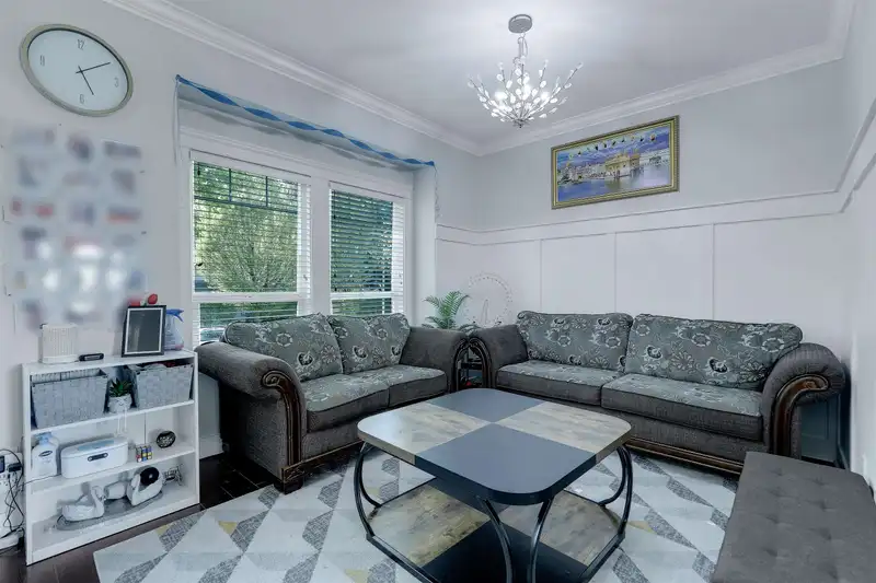 49 8358 121A STREET - photo 4 of 31