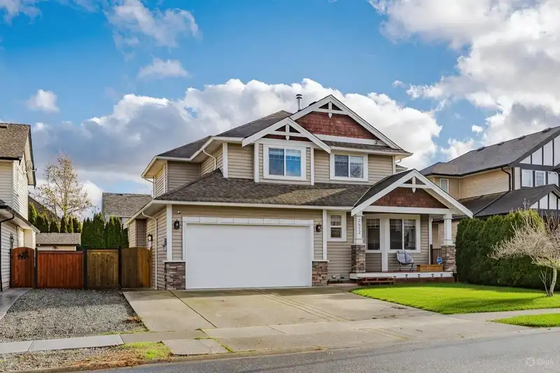 2872 CAMBIE STREET - photo 3 of 38