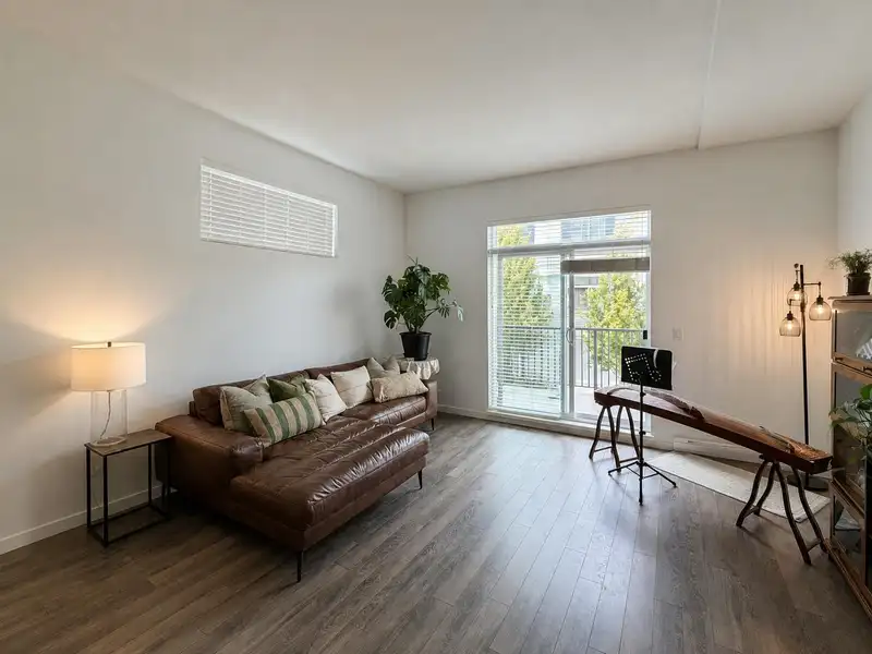 85 15268 28 AVENUE - photo 2 of 23