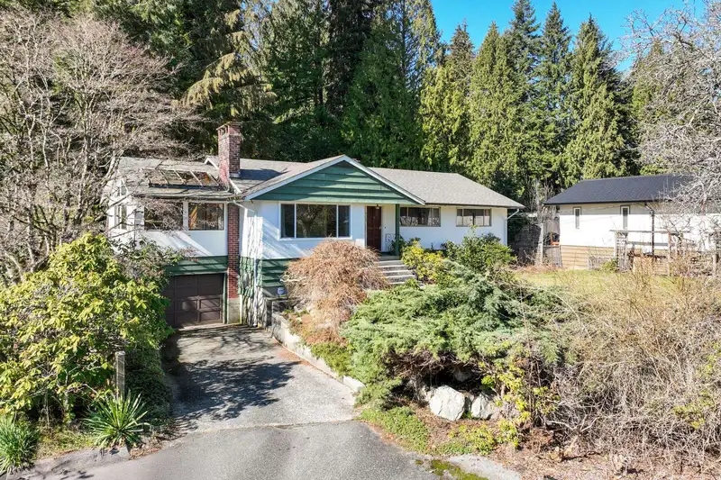 4169 LIONS AVENUE - photo 1 of 40