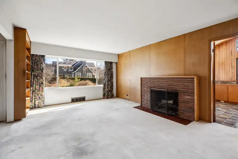 4169 LIONS AVENUE - photo 3 of 40