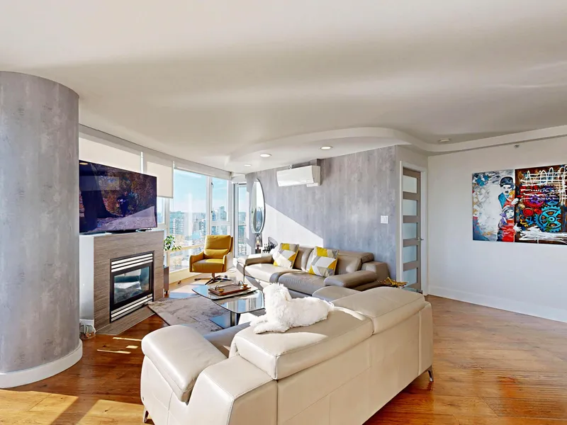 2706 1033 MARINASIDE CRESCENT - photo 3 of 25