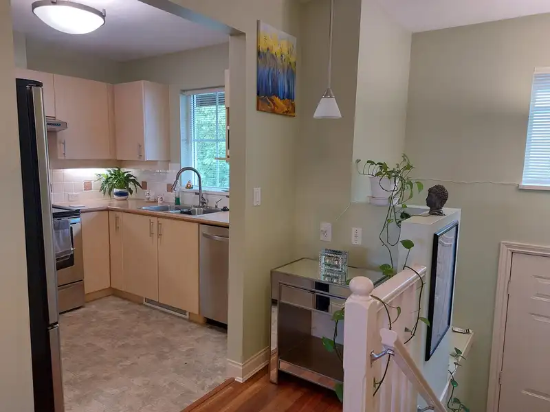 30 7238 18TH AVENUE - photo 3 of 25