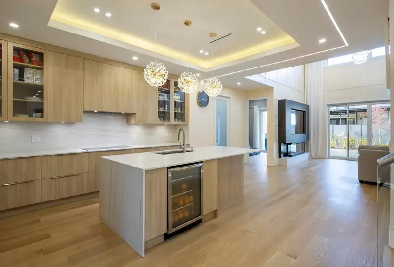3311 SPRINGFORD AVENUE - photo 1 of 40