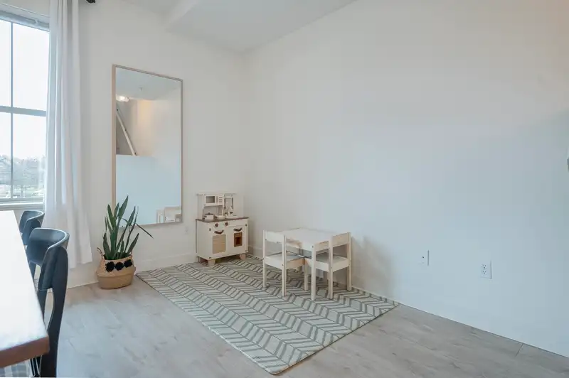 60 9525 204 STREET - photo 4 of 37
