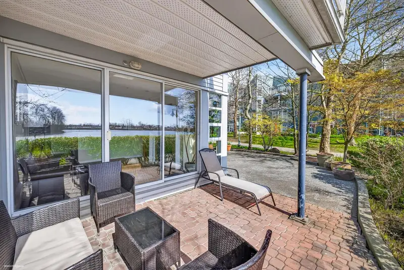 108 1880 E KENT AVENUE SOUTH AVENUE - photo 1 of 25