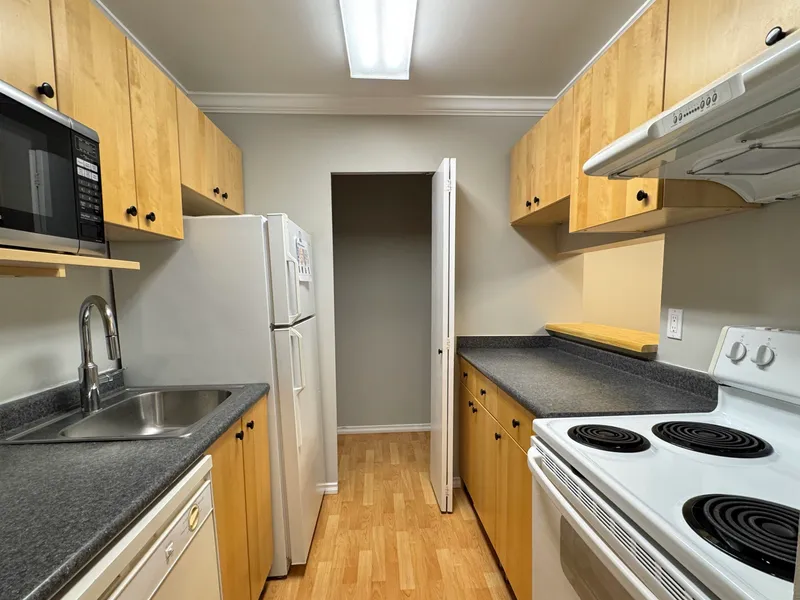 103 8640 CITATION DRIVE - photo 4 of 25