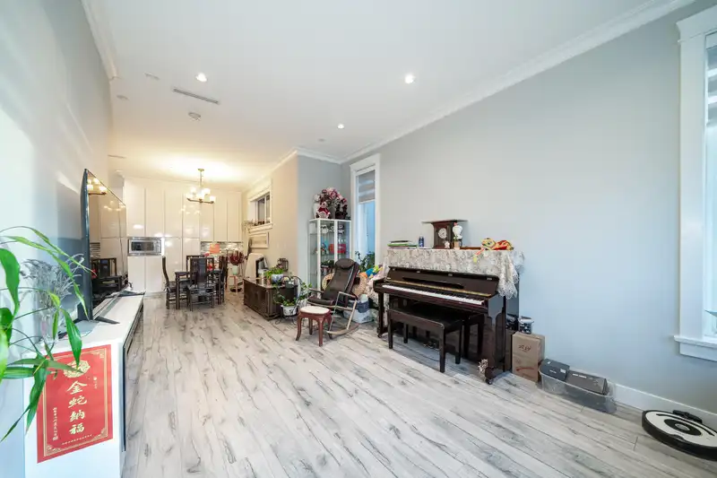 5474 DUNDEE STREET - photo 4 of 28