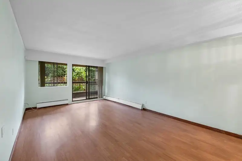 105 1825 W 8TH AVENUE - photo 2 of 25
