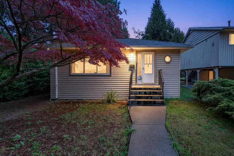 1095 E 29TH STREET - photo 1 of 34