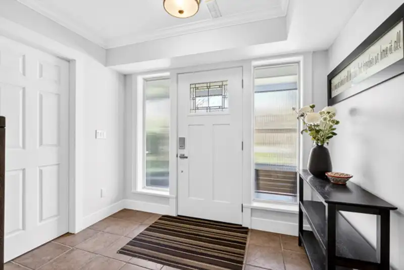 18850 119B AVENUE - photo 4 of 40