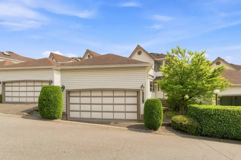 119 1232 JOHNSON STREET - photo 2 of 40