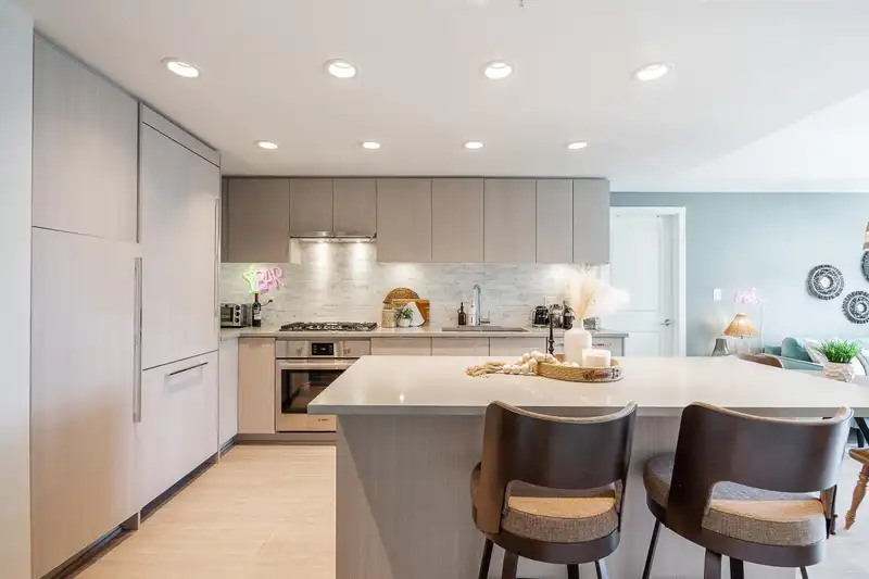 1104 1182 WESTWOOD STREET - photo 4 of 30